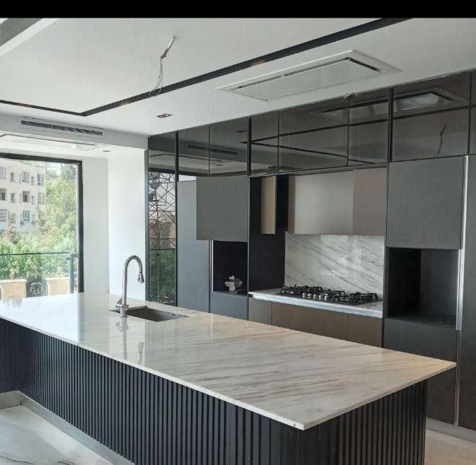 لوکس ترین برج گلزار / ۲۲۰ متر طبقه آخر نوساز