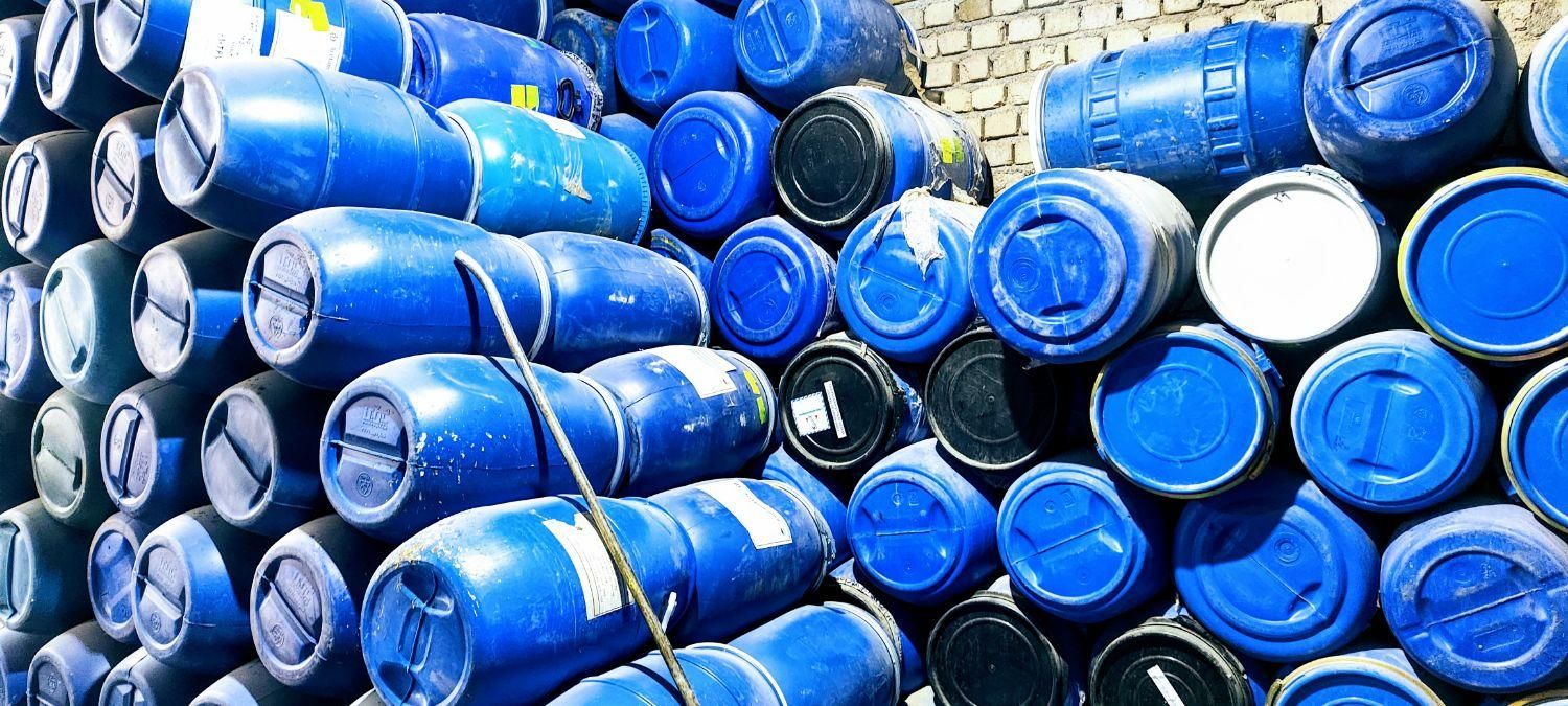 انواع بشکه دبه سطل فلزی پلاستیکی چوبی بطری شیشه ای|عمده‌فروشی|خرم‌آباد, |دیوار