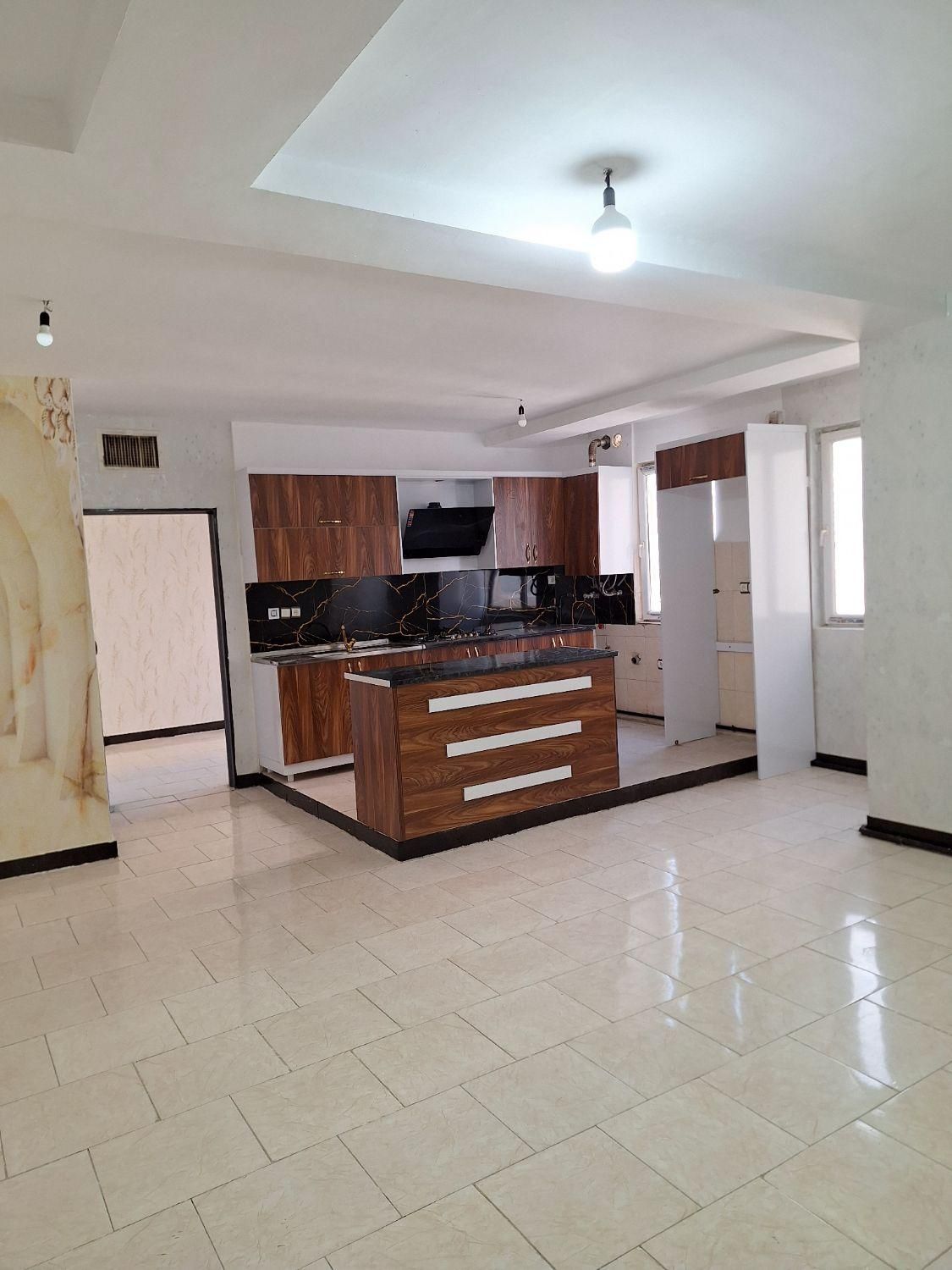 پیشوا ورامین شهرک خورشید هشتم املاک مقدم|فروش آپارتمان|پیشوا, |دیوار