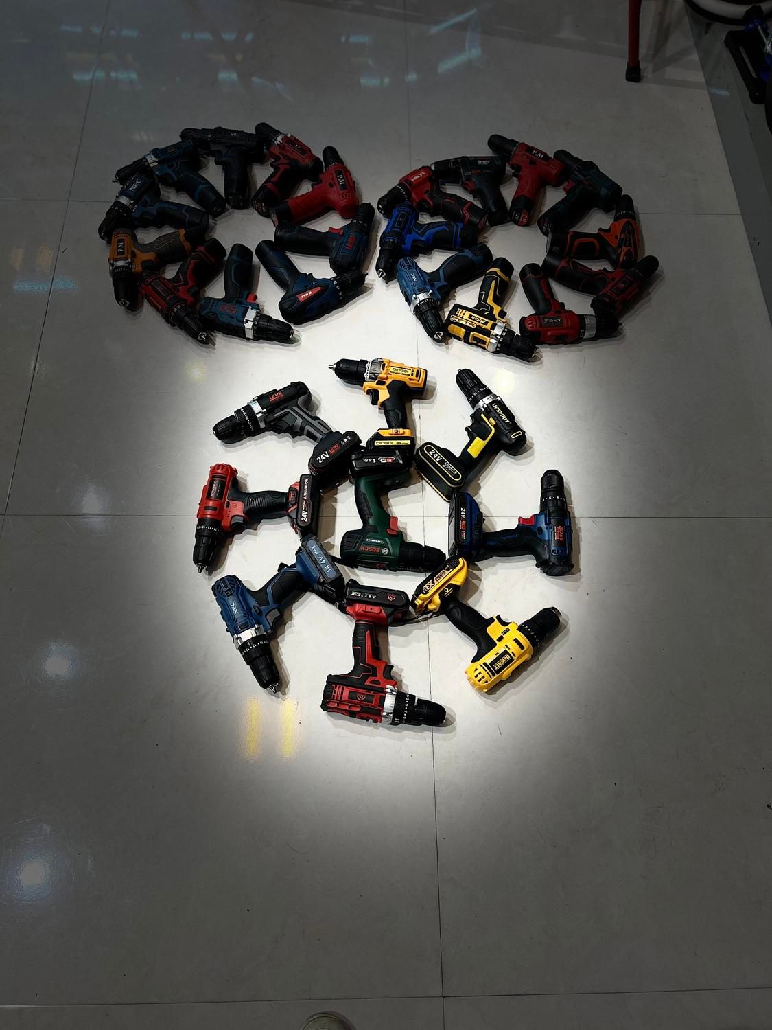 دلر شارژی دریل شارژی تمام فول دلرشارژی|ماشینآلات صنعتی|مشهد, هنرور|دیوار