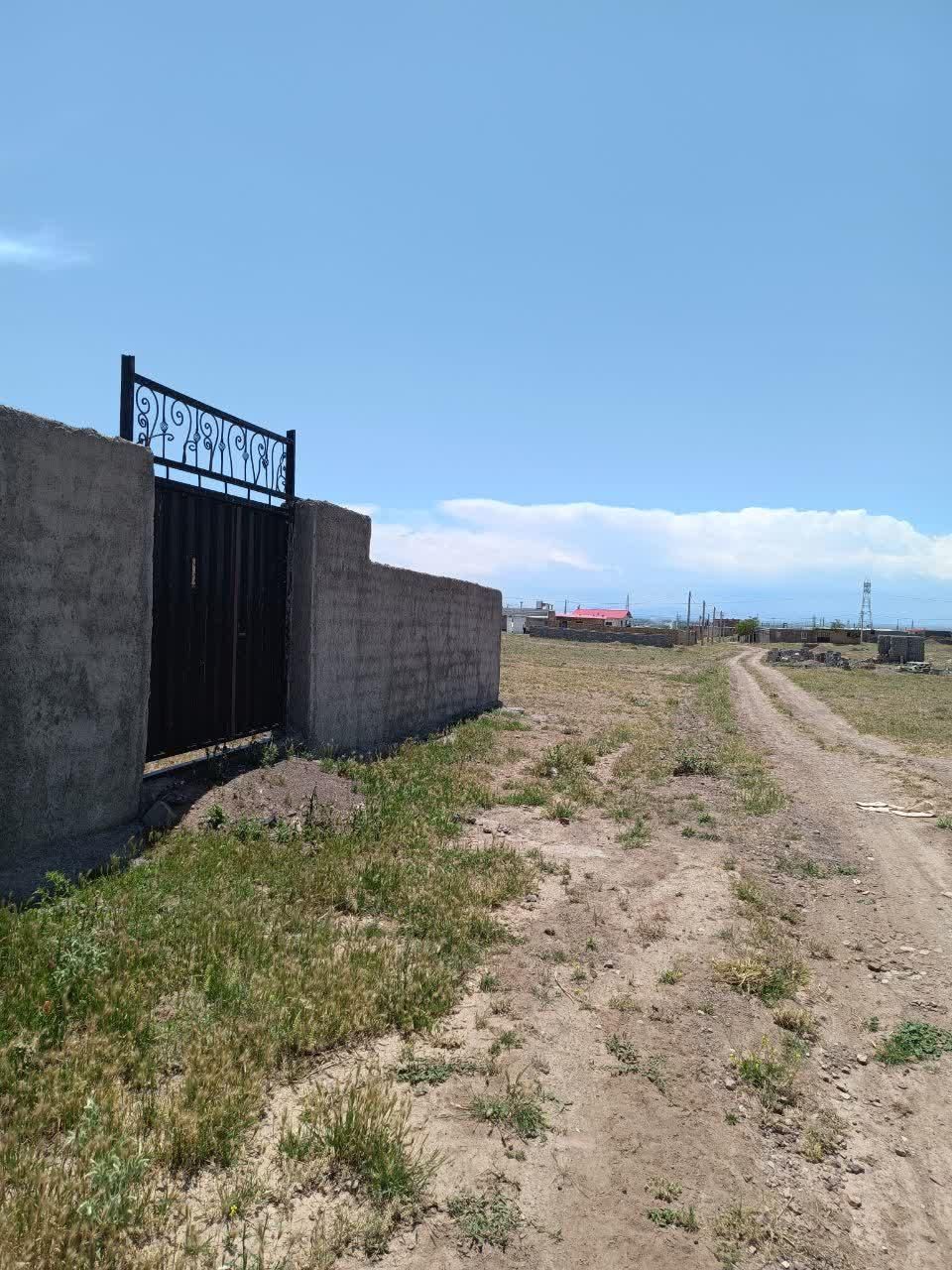 چهاردیواری ۳۷۵متری مسکونی((شهرک اروس آباد))|فروش زمین و ملک کلنگی|قزوین, |دیوار