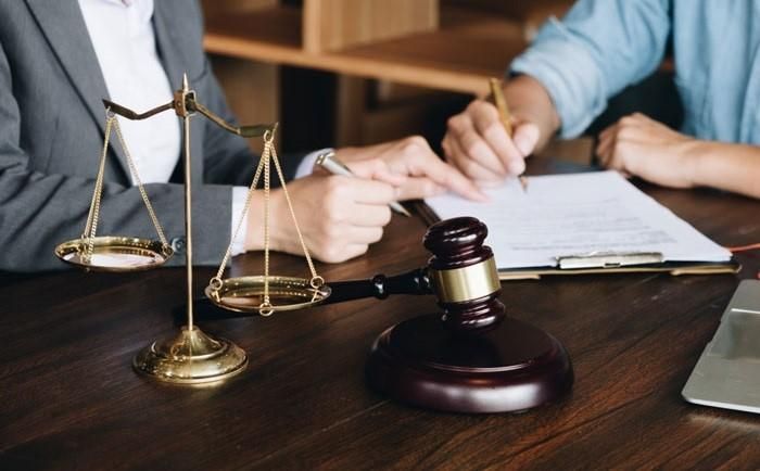 وکیل پایه یک دادگستری و مشاور قضایی|خدمات مالی، حسابداری، بیمه|تبریز, |دیوار