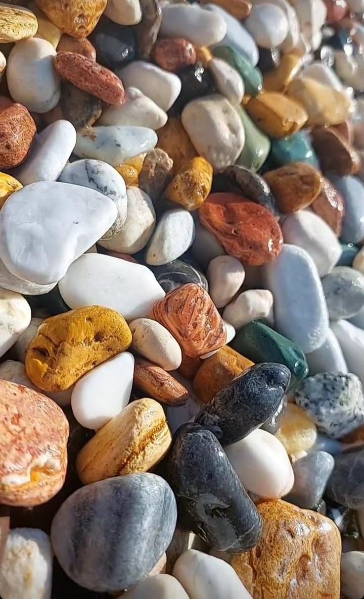 سنگ لاشه آبنما قلوه سنگ شن رنگی کوبیک آتشکده مالون|مصالح و تجهیزات ساختمان|شیراز, شهرک بزین|دیوار