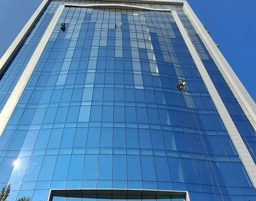 کار با طناب پیچ و رولپلاک بند باز راپل|خدمات پیشه و مهارت|کرج, شاهین‌ویلا|دیوار