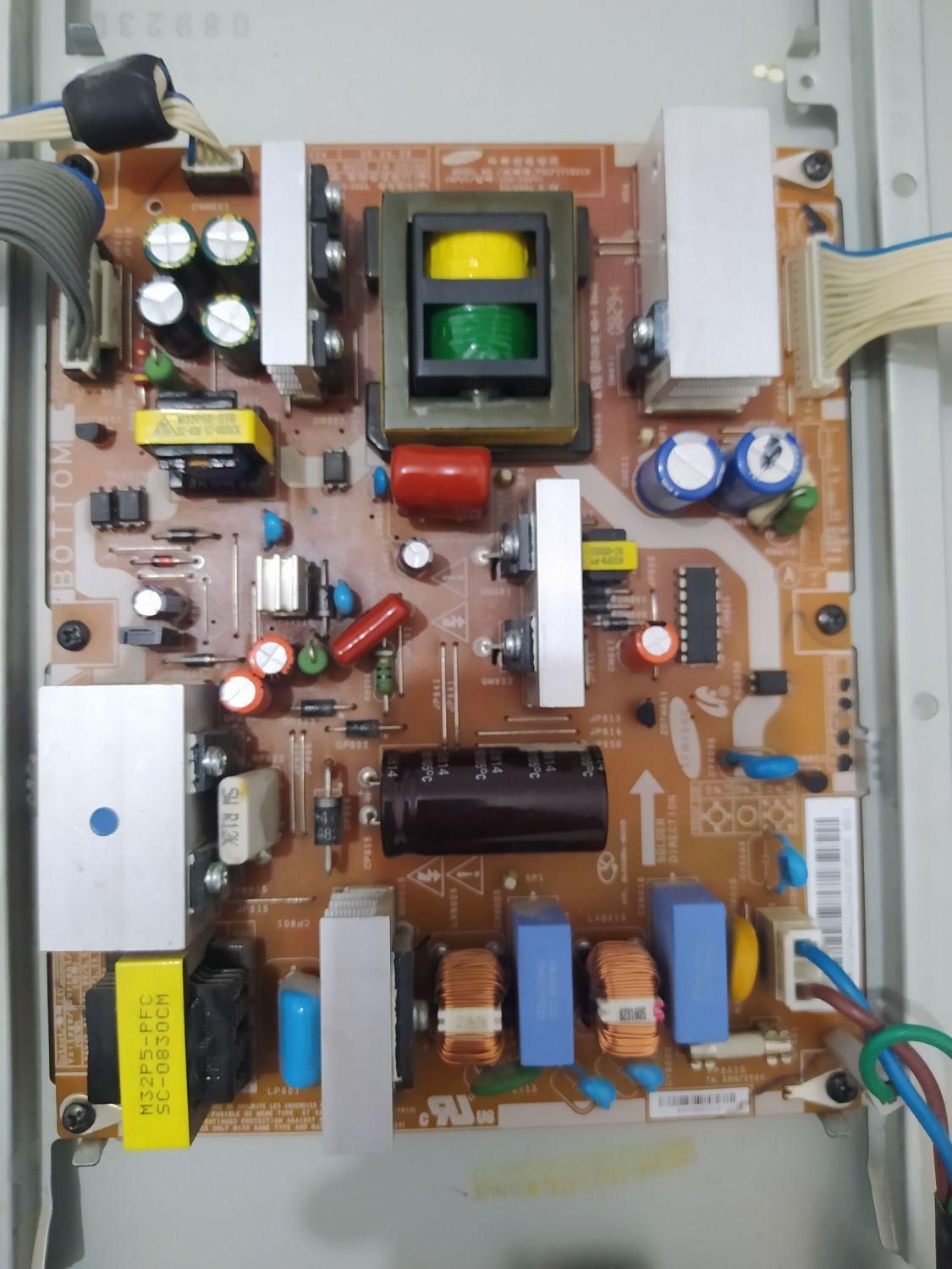 تعمیرات تلویزیون های LED /LCD|خدمات پیشه و مهارت|کرمانشاه, |دیوار