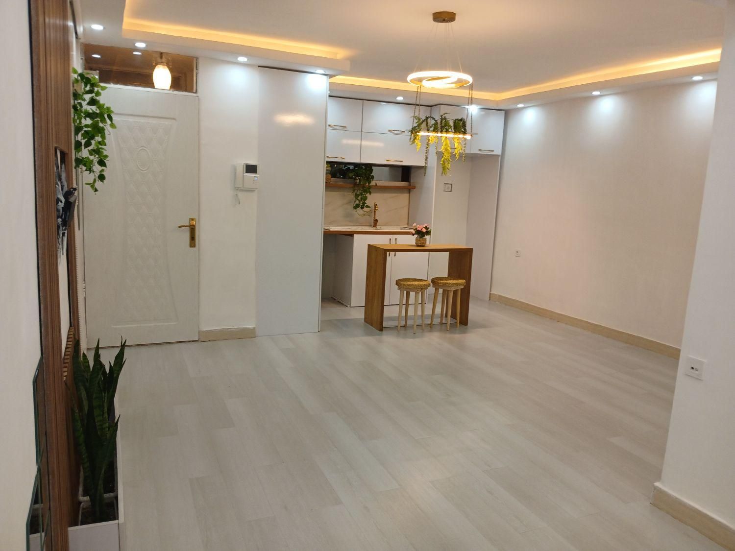 فروش خانه ای دلباز|فروش خانه و ویلا|رشت, حمیدیان|دیوار