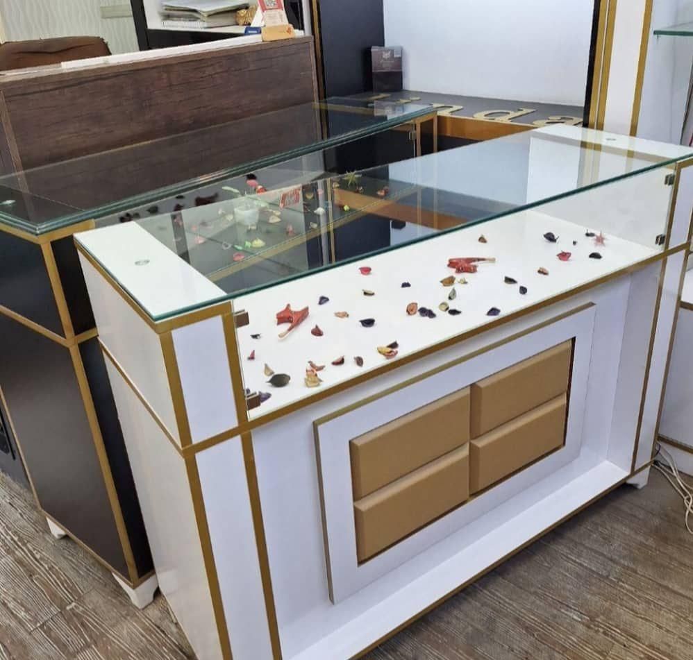 پیشخوان قفسه طبقاتی ویتریندار|فروشگاه و مغازه|تبریز, |دیوار