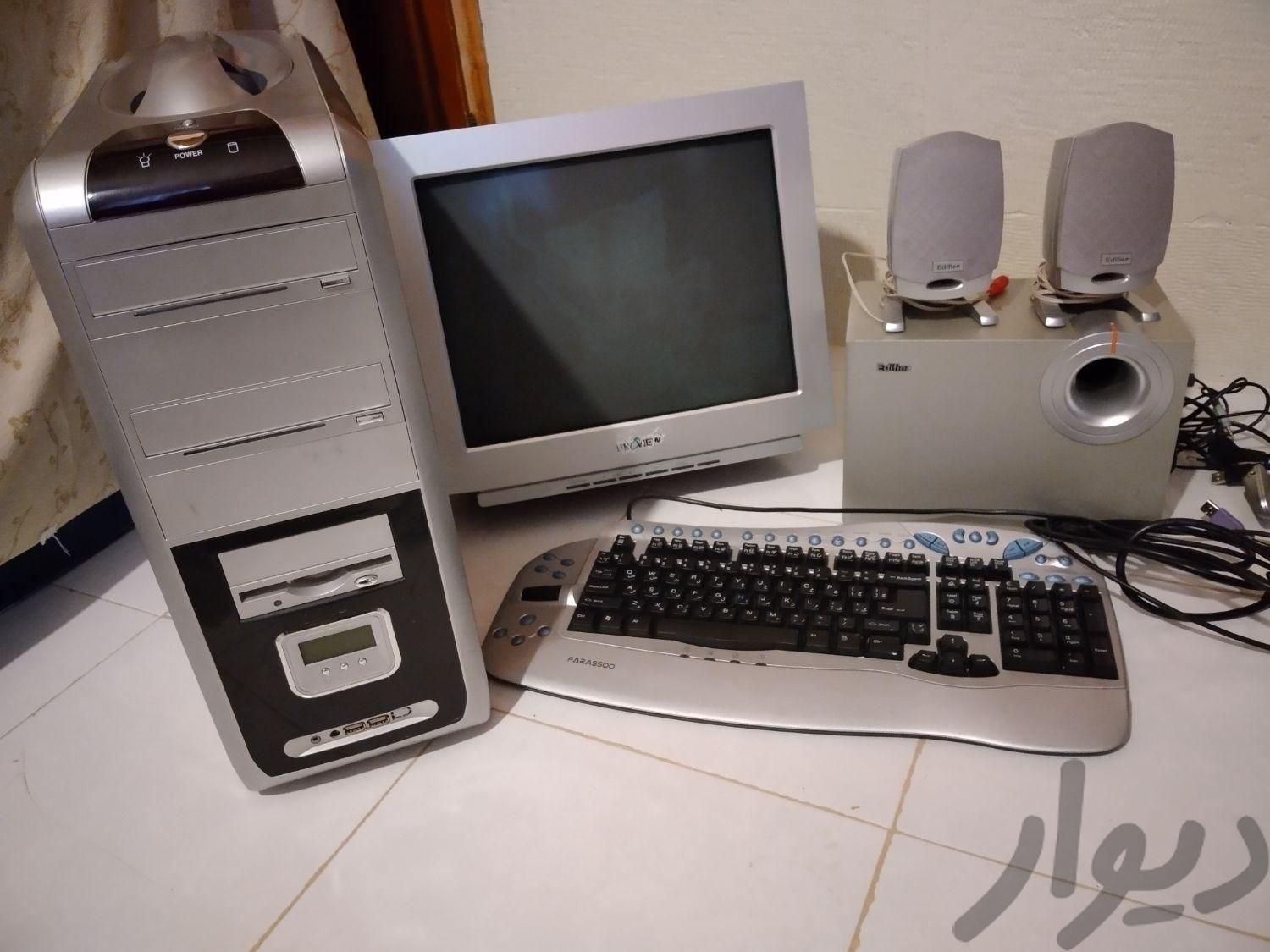 کامپیوتر رومیزی|رایانه رومیزی|سنندج, |دیوار