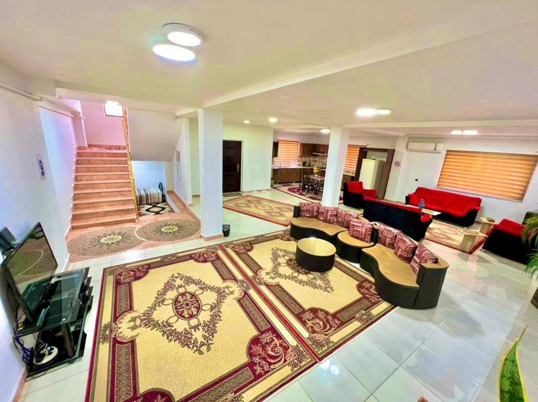 اجاره ویلا استخردار دوبلکس شیک پلاک یک جنگل (نور)|اجارهٔ کوتاهمدت ویلا و باغ|نور, |دیوار