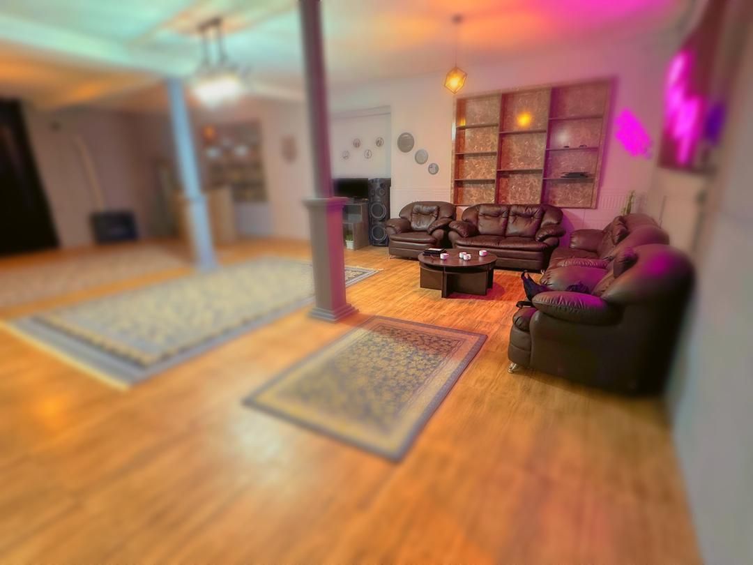 اجاره روزانه باغ ویلا استخر آبگرم امروز خالی|اجارهٔ کوتاهمدت ویلا و باغ|کرمانشاه, |دیوار