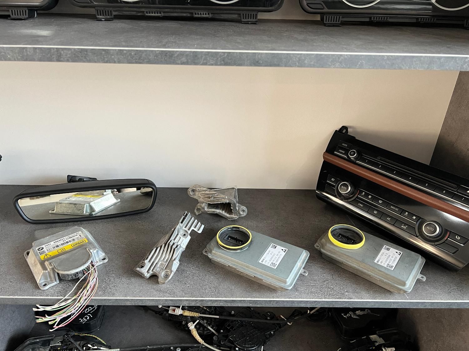 قطعات یدکی و لوازم جانبی بی ام و bmw بنز|قطعات یدکی و لوازم جانبی|تهران, آرژانتین|دیوار