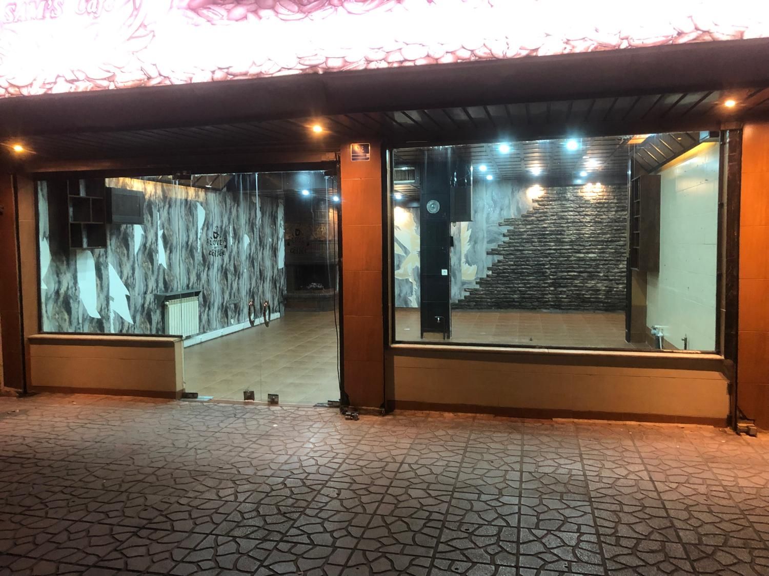 مغازه ۶۴ متری دو دهنه بر خیابان اصلی دانشگاه|اجارهٔ مغازه و غرفه|تهران, دانشگاه علم و صنعت|دیوار