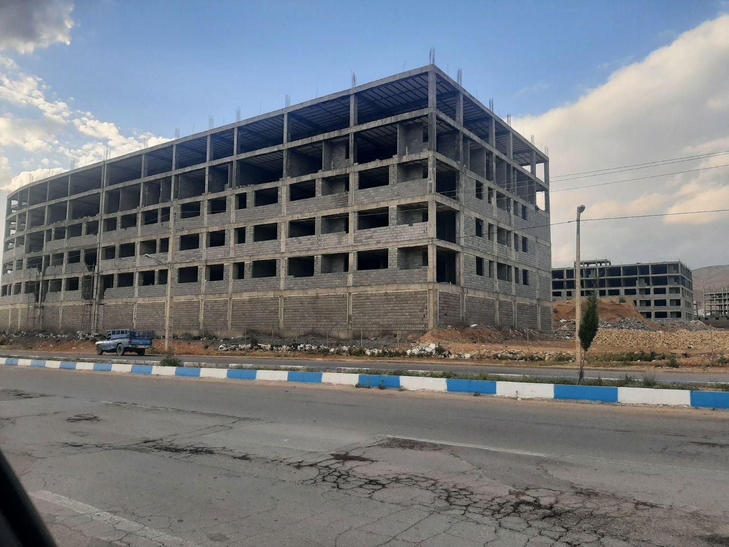 پیش فروش/آپارتمان دو خوابه/صدرا/شیراز|پیشفروش املاک|بندر گناوه, |دیوار