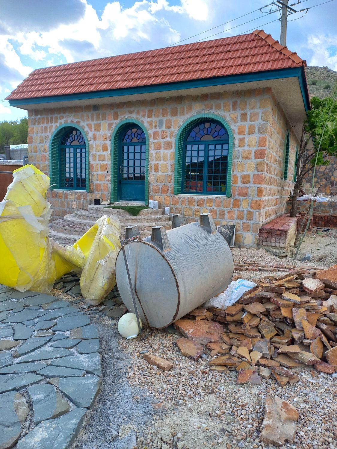 استادکار سنگ فرش استاد کار موزاییک کیوبیک مالون|خدمات پیشه و مهارت|شیراز, گویم|دیوار