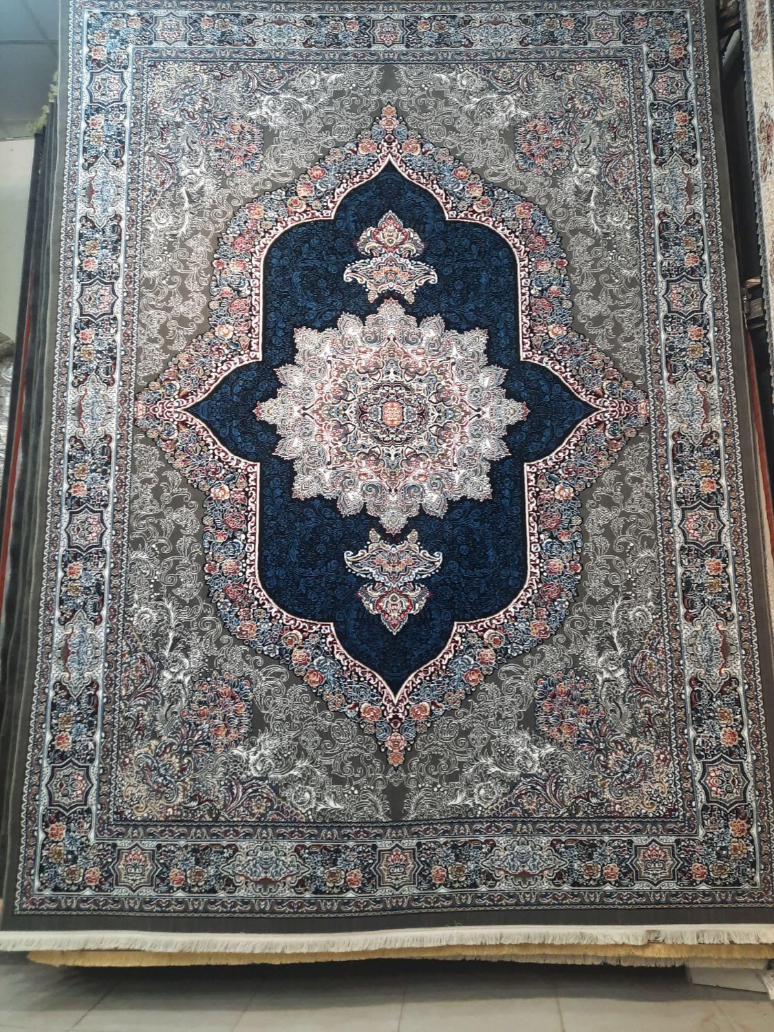 فرش ایوان|فرش|ایوان, |دیوار