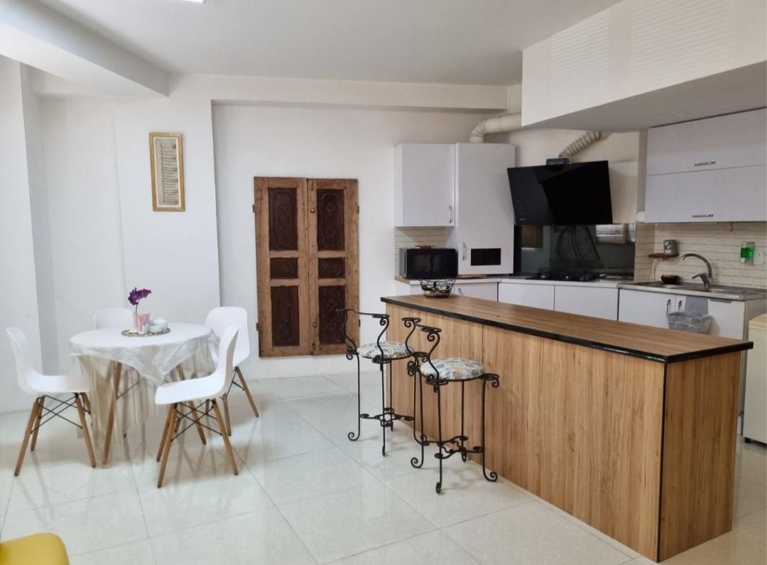 اپارتمان مبله مرکز شهر|اجارهٔ کوتاه‌مدت آپارتمان و سوئیت|بندرعباس, |دیوار