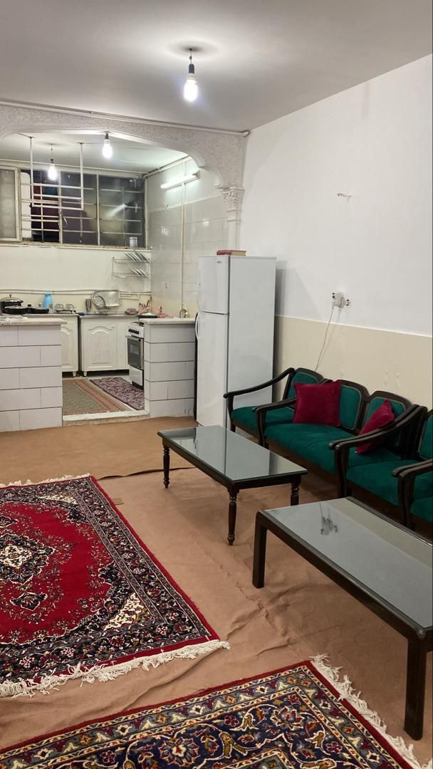اجاره روزانه هفتگی تک واحدی|اجارهٔ کوتاه‌مدت آپارتمان و سوئیت|قم, سراجه (۱۵ خرداد)|دیوار