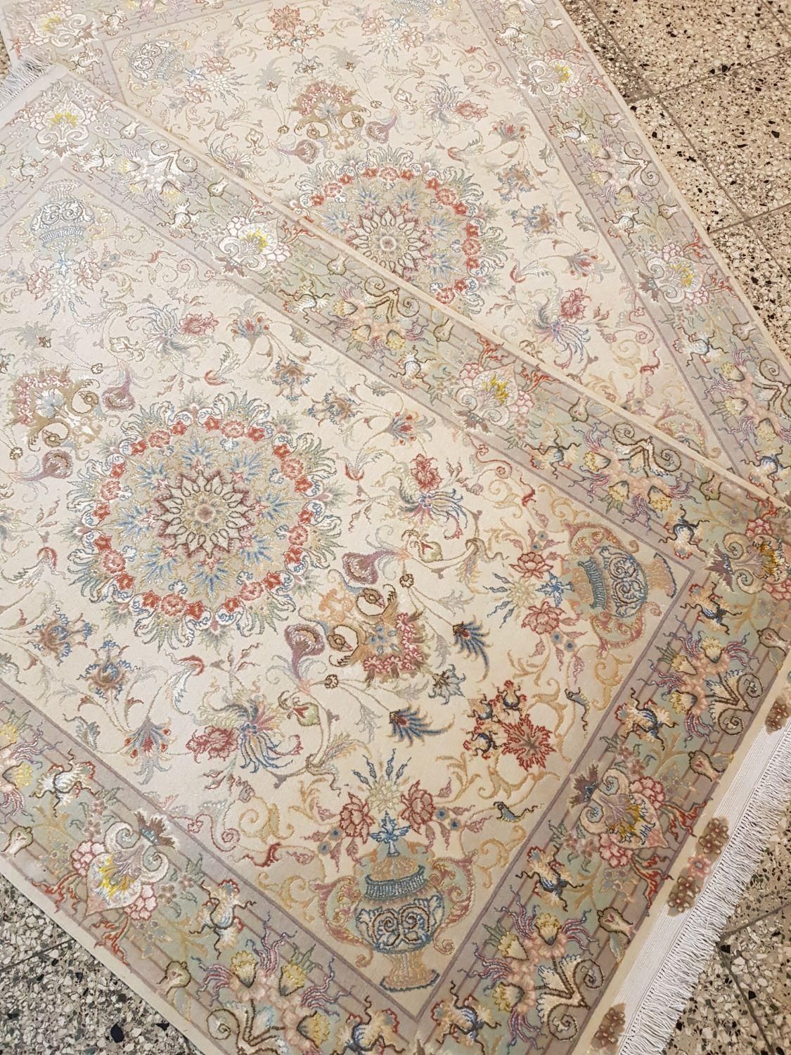 جفت ذرع‌ونیم دستباف تبریز خطیبی چله‌ابریشم ۵۰رج پر|فرش|تهران, بازار|دیوار