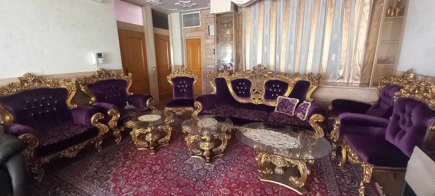 مبلمان 9 نفره به همراه میز و جلو مبلی|مبلمان خانگی و میز عسلی|خمینی‌شهر, |دیوار