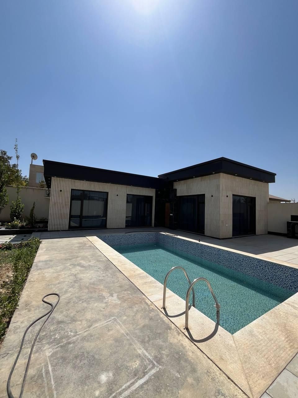 باغ ویلا ۵۰۰ متری / و مدرن / جنگلی|فروش خانه و ویلا|محمدشهر, |دیوار