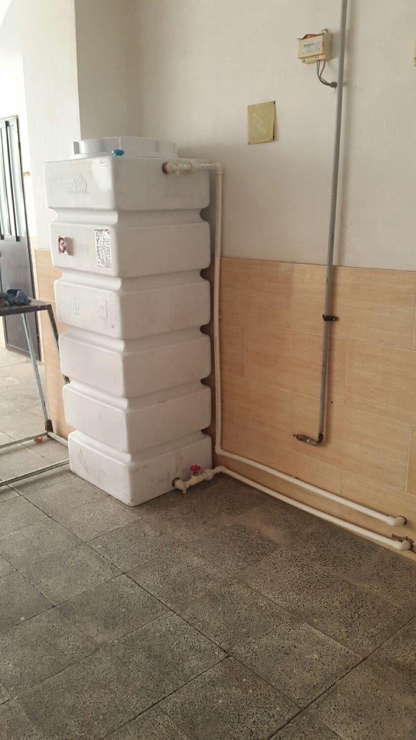 لوله کشی آب نصب پمپ ومخزن شیرآلات وخورده کاری|خدمات پیشه و مهارت|هشتگرد, هشتگرد قدیم|دیوار