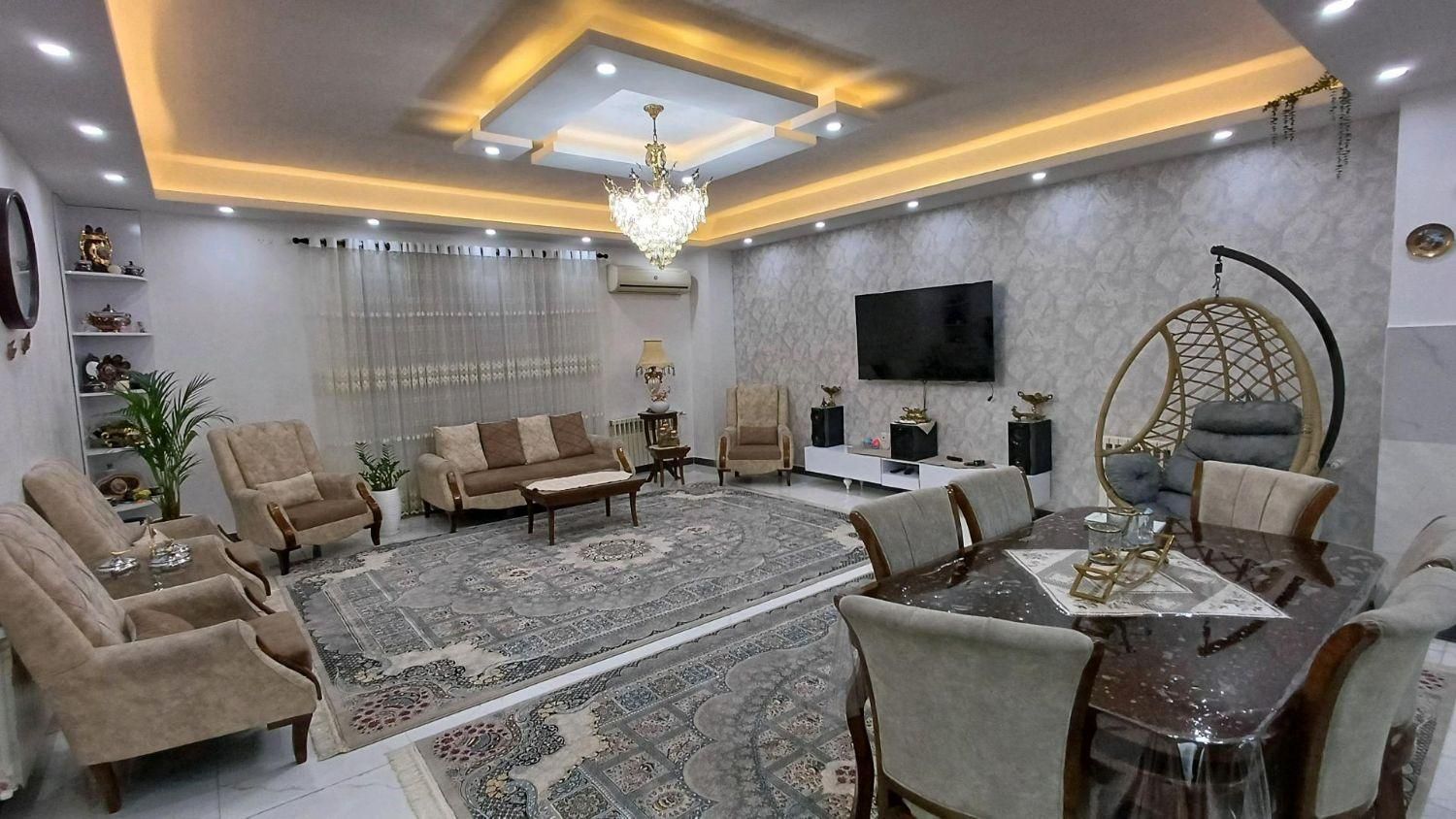 آپارتمان ۱۰۶متری/نوساز/با پارکینگ اختصاصی|فروش آپارتمان|صومعه‌سرا, |دیوار