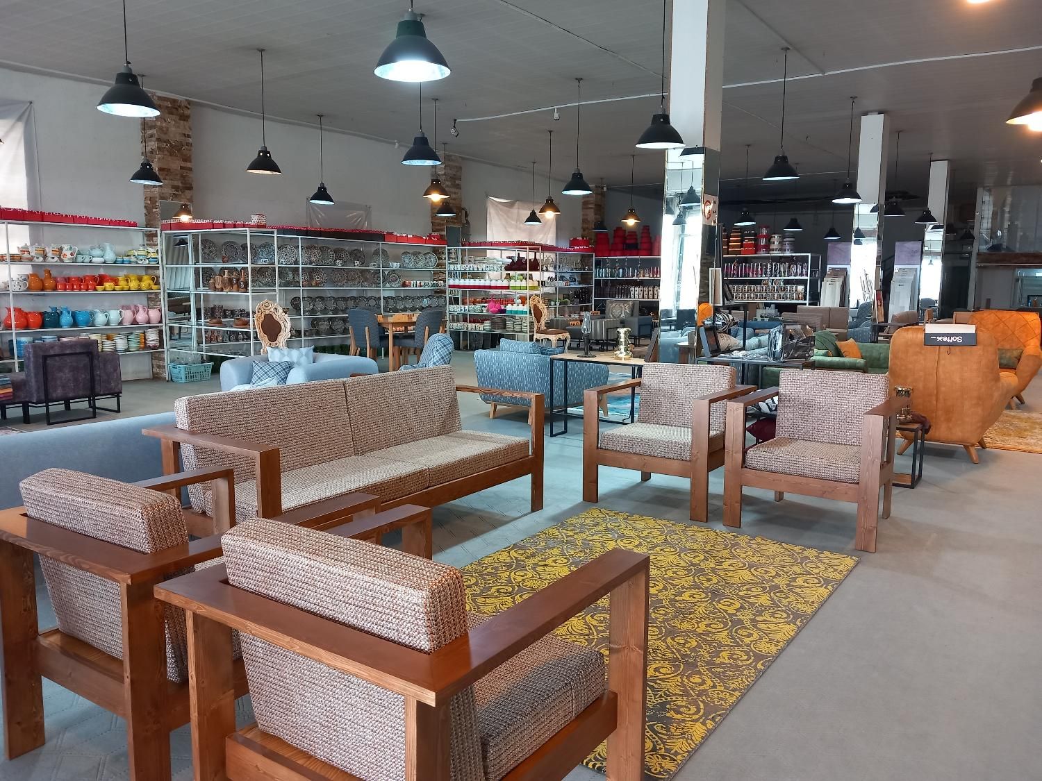 حراج مبلمان به علت تغییر شغل|حراج|تنکابن, |دیوار