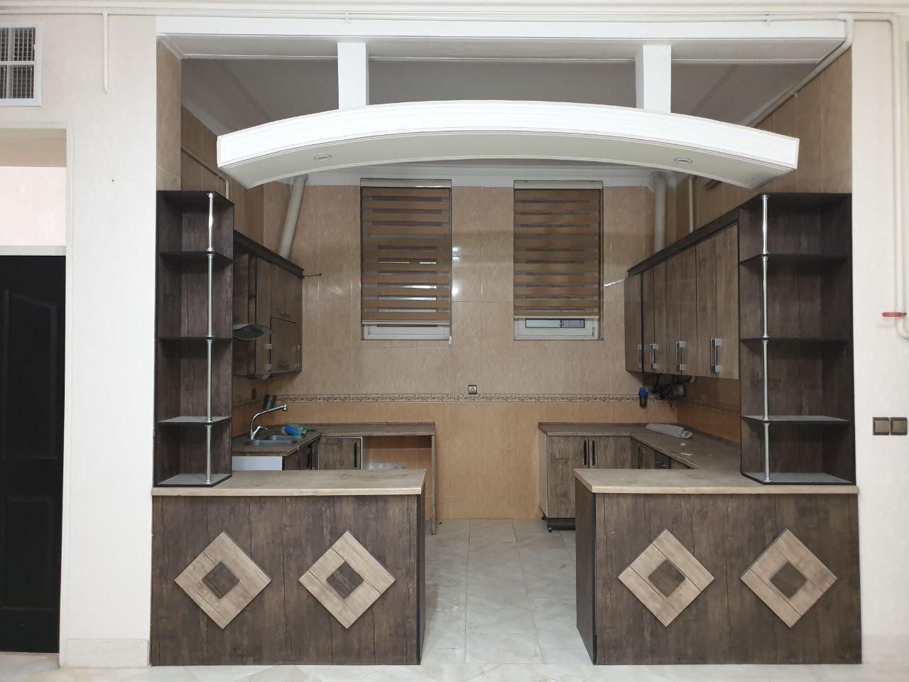 کابینت .هود و سینک دست دوم خیلی تمیز|آب‌چکان و نظم‌دهنده ظروف|یزد, |دیوار