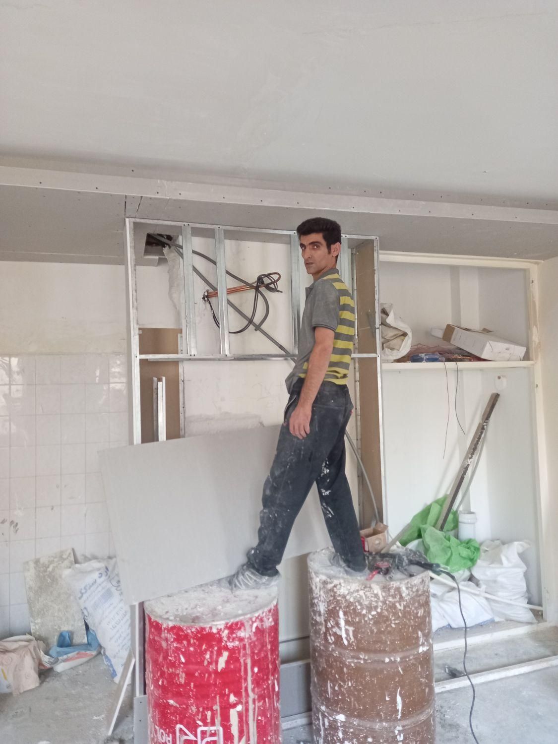 کاشیکار گچکار کناف کار کاشی کاری تعمیرات تخریب بنا|خدمات پیشه و مهارت|تهران, تهرانپارس شرقی|دیوار