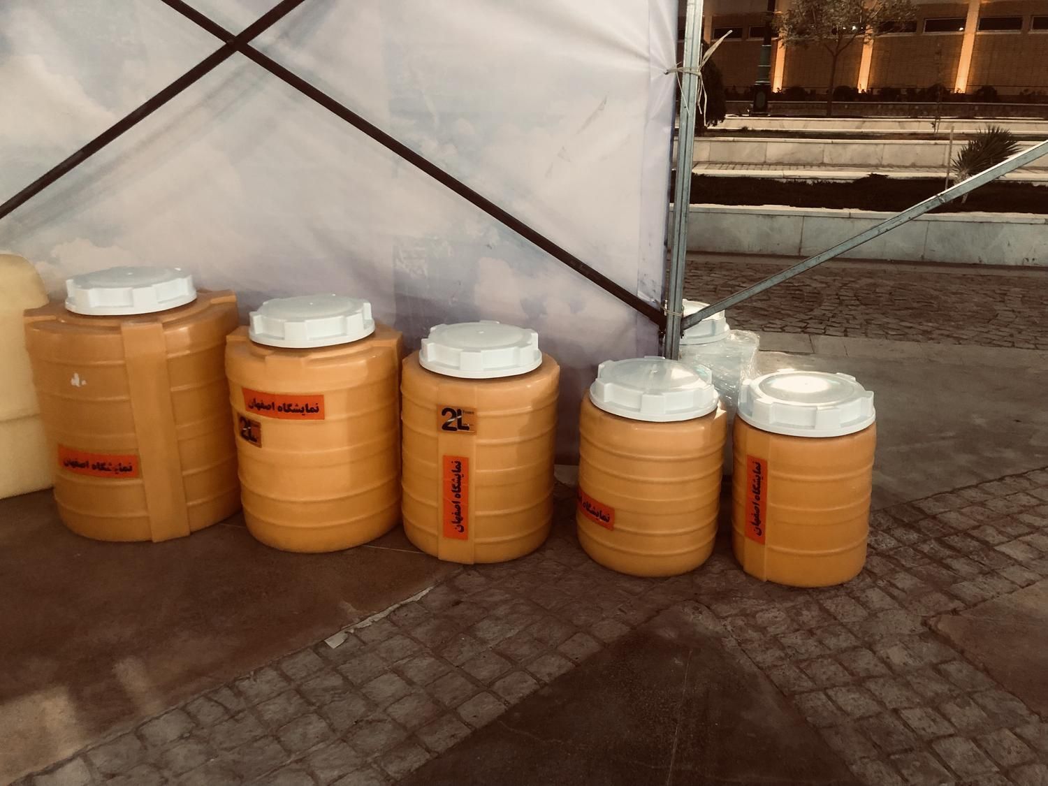 مخزن ایستاده ٢٠٠ لیتری منبع ضدجلبک|مصالح و تجهیزات ساختمان|رشت, نخودچر|دیوار