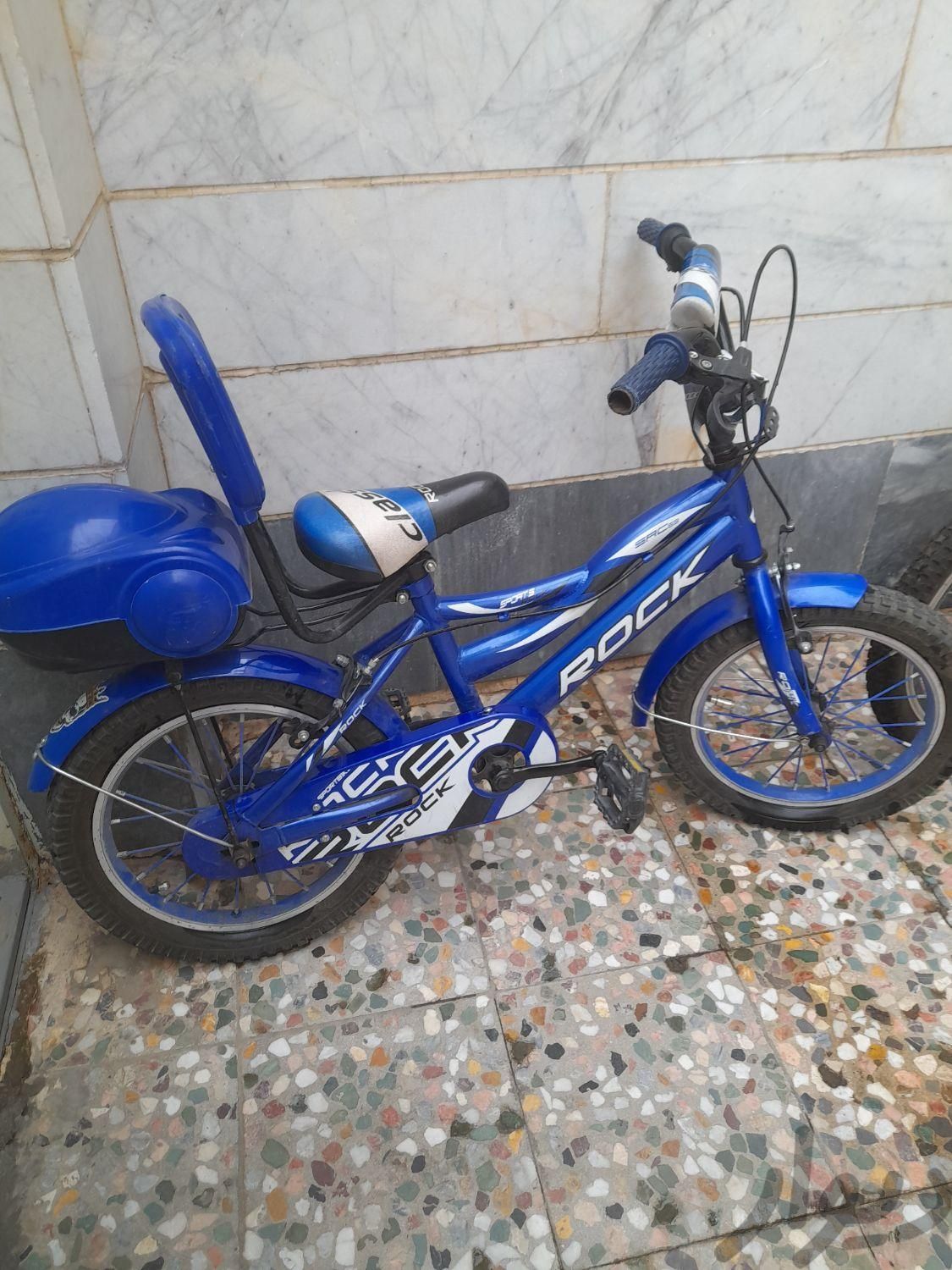 دوچرخه آبی سایز ۱۶|دوچرخه، اسکیت، اسکوتر|شاهدشهر, |دیوار