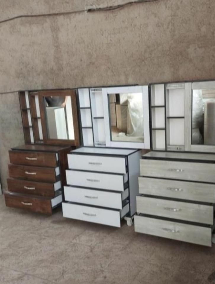 دراور آینه دار و میزآرایش ریلی|جاکفشی، کمد، دراور|کرج, خرمدشت|دیوار