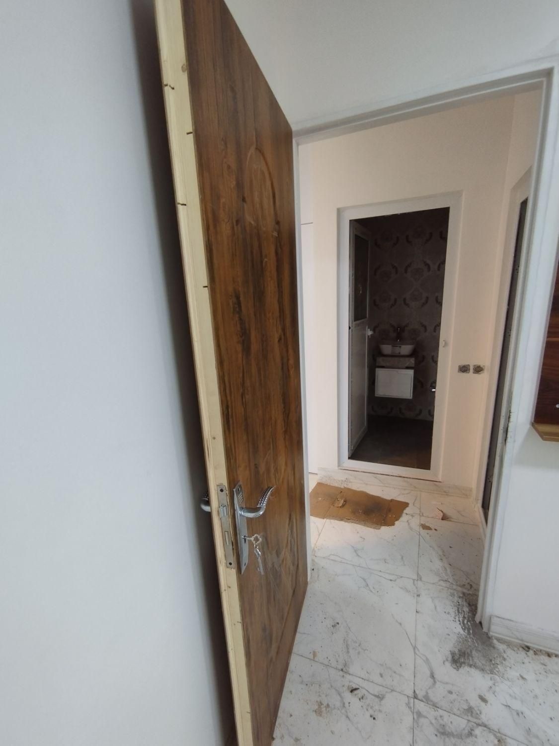 نصب تخصصی درب های چوبی|خدمات پیشه و مهارت|سنگر, |دیوار