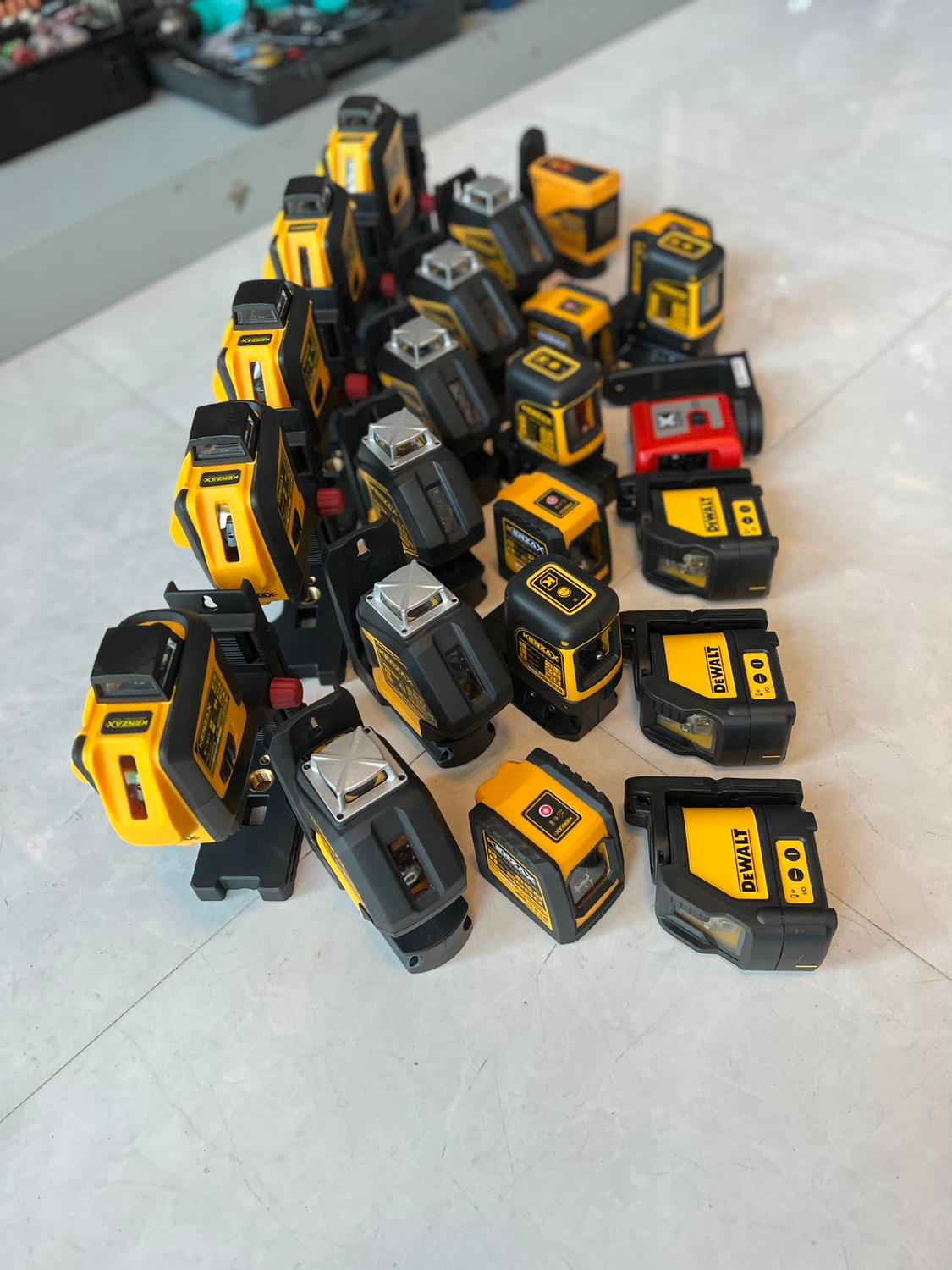 ترازلیزری تراز لیزری دوخط قرمز|ماشینآلات صنعتی|مشهد, هنرور|دیوار