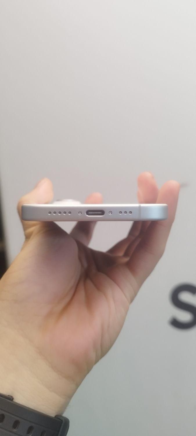 IPhone 16 نرمال ۱۲۸ حافظه سایکل 37|موبایل|کرج, کوی امامیه|دیوار