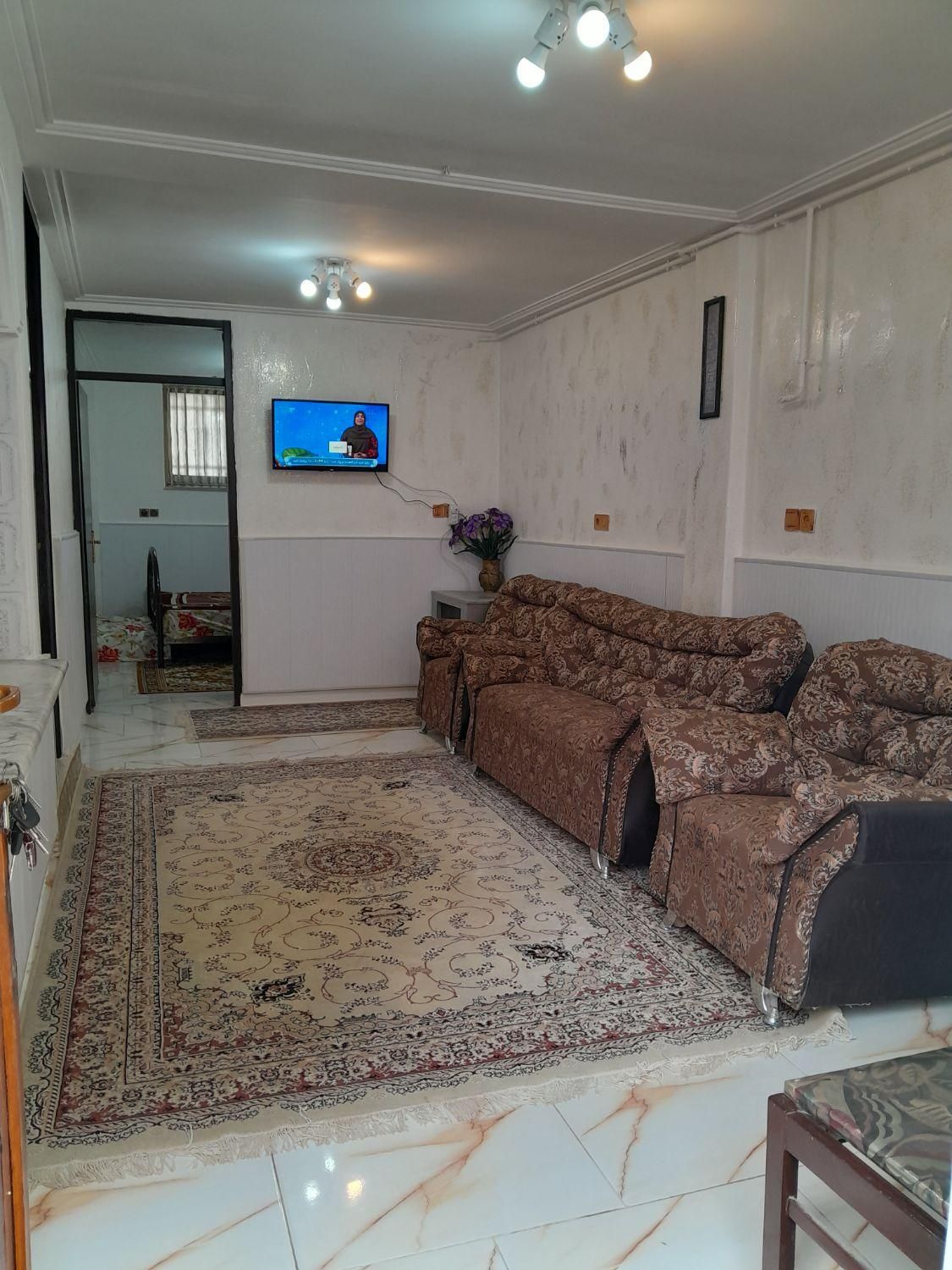اجاره روزانه سویت دربست /چندقدمی پارک استخرلاهیجان|اجارهٔ کوتاه‌مدت آپارتمان و سوئیت|لاهیجان, گلستان|دیوار