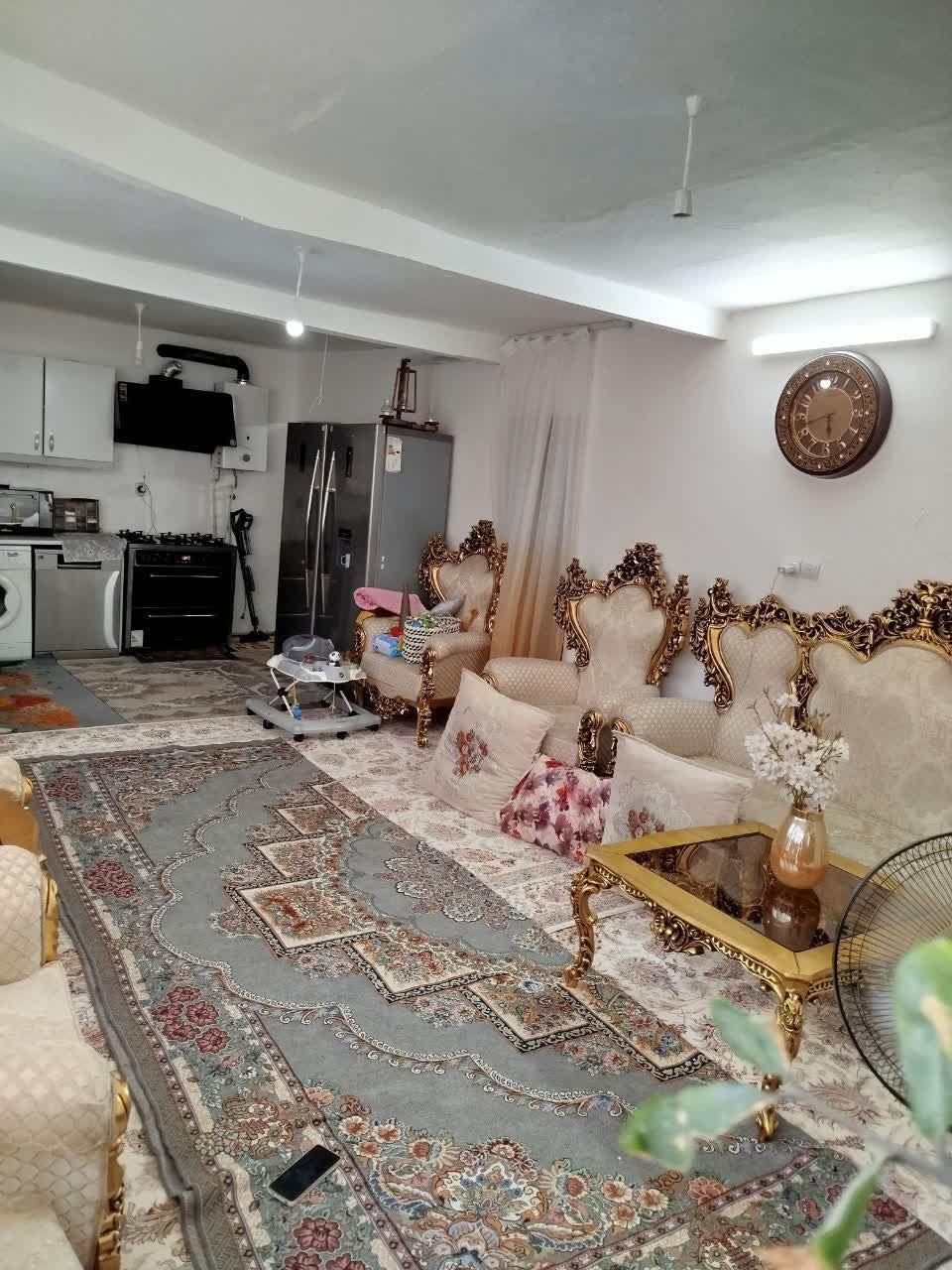 فروش خانه ویلایی ۲۲۰ متری ۵ خوابه در عامل|فروش خانه و ویلا|مشهد, عامل|دیوار