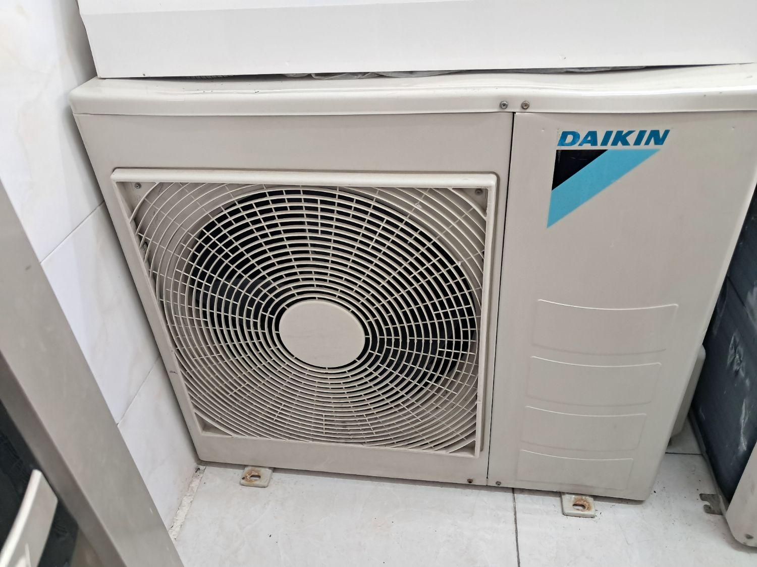 کولر گازی دایکین اسپیلت24000 Daikin اینورتر|کولر گازی و فن‌کوئل|تهران, دولاب|دیوار