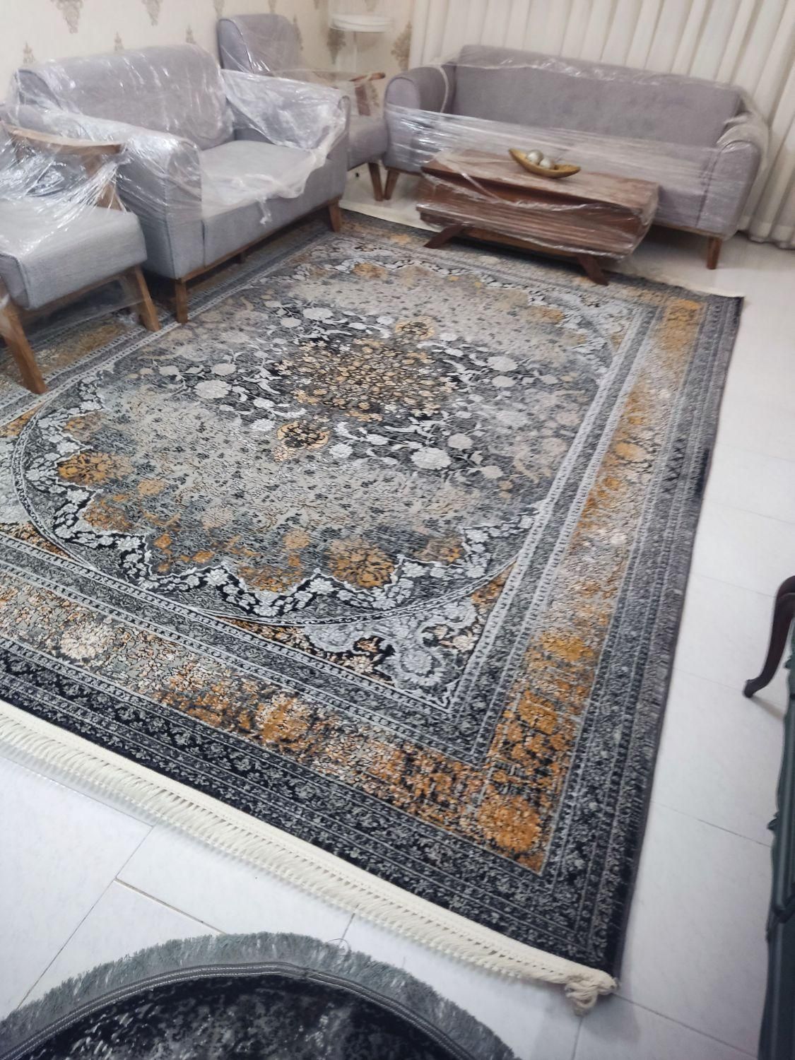 فرش۱۲دوازده متری افشان زرکوب              *طلانما*|فرش|مشهد, ایثارگران|دیوار