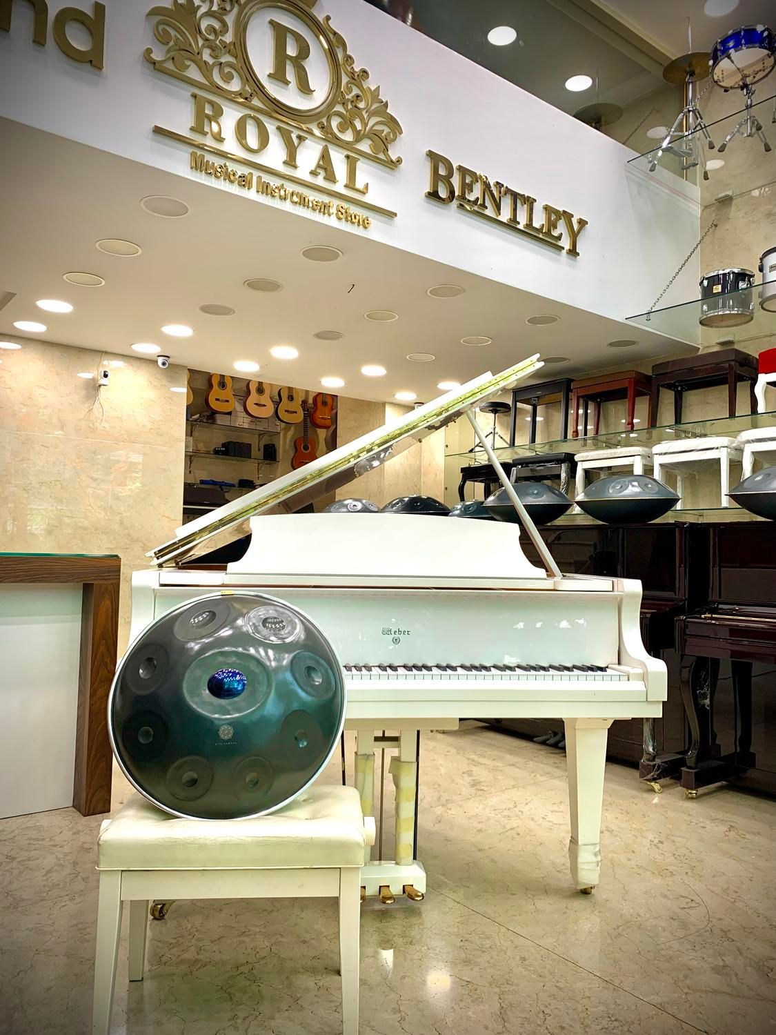 مرکز پخش هنگدرام کیتاپنتام|درام و پرکاشن|تهران, جمهوری|دیوار