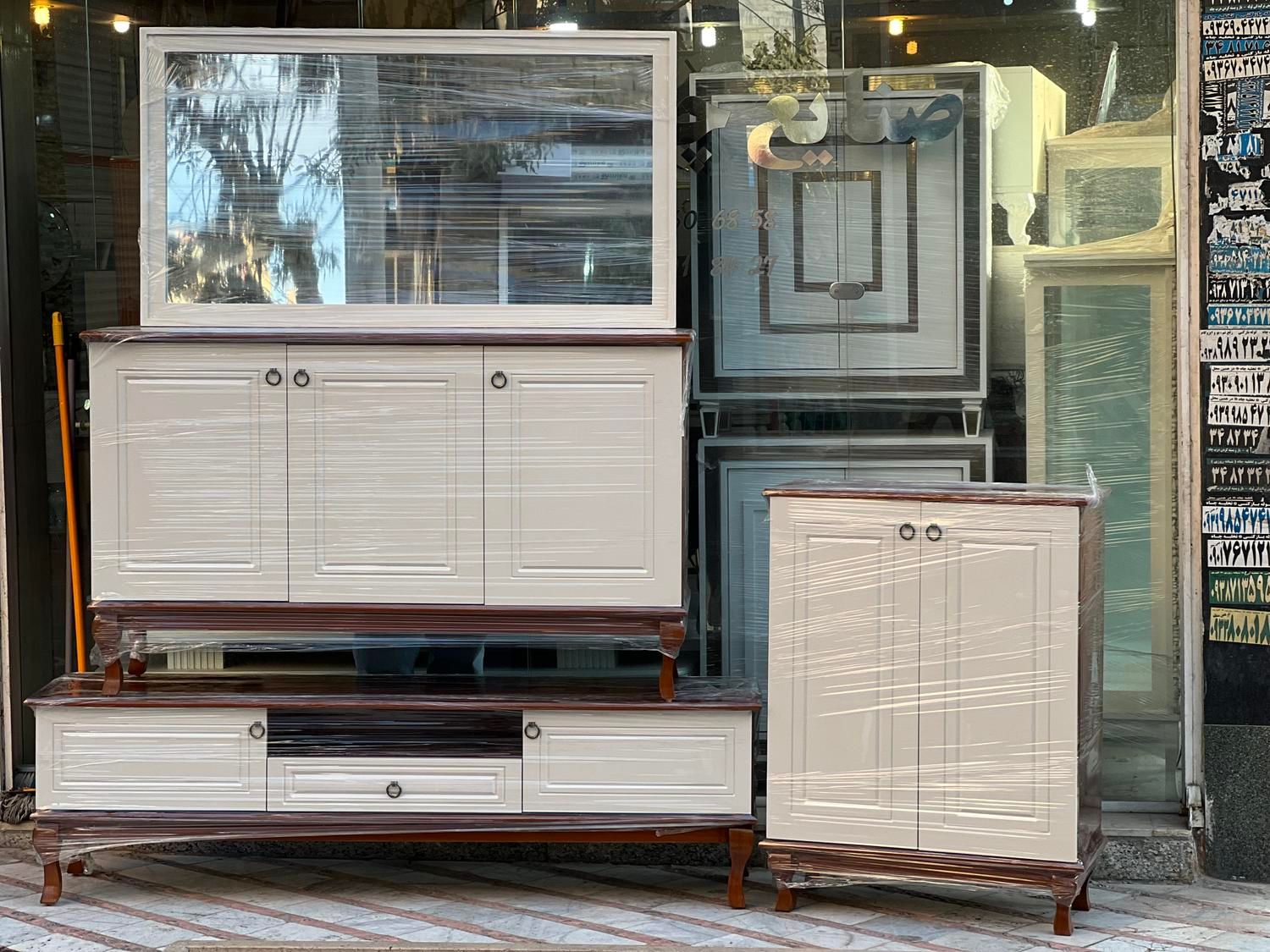 کنسول آینه ست میز تی وی رنگی|بوفه، ویترین، کنسول|کرج, پیشاهنگی|دیوار