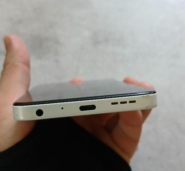 وکال v1 plus با حافظهٔ ۱۲۸ گیگابایت|موبایل|تهران, مینا|دیوار