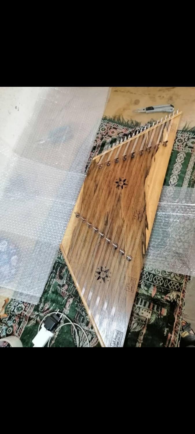 سنتور سه مهر فرزام|سازهای سنتی|شیراز, سینما سعدی|دیوار