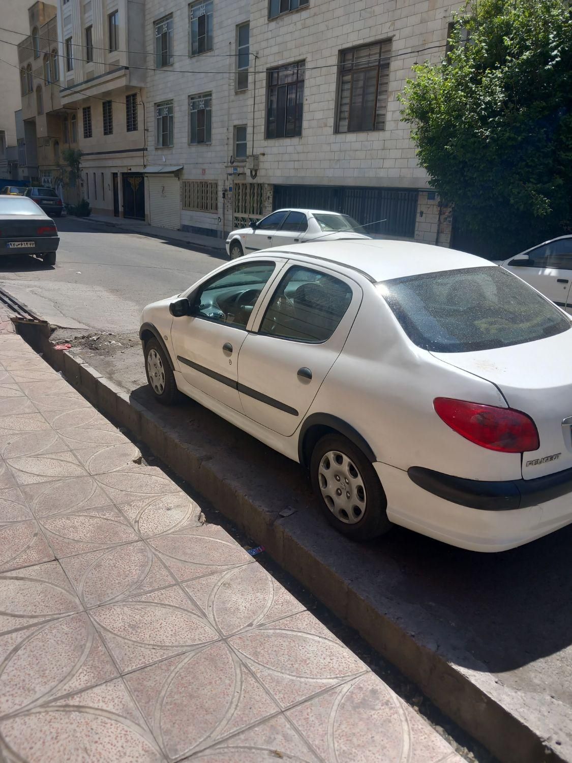 پژو ۲۰۶ v8 صندوقدار مدل ۱۳۹۱ معاوضه با دیگینیتی|خودرو سواری و وانت|تهران, آهنگ|دیوار