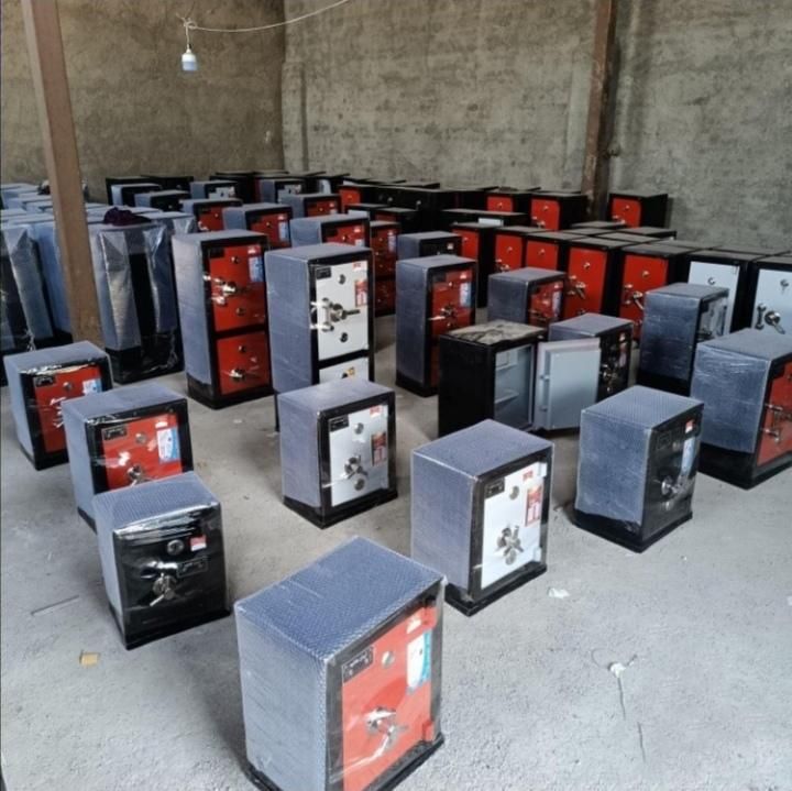 . گاوصندوق گاو صندوق.       تحویل کمتر1ساعت|ابزارآلات|مشهد, خواجه ربیع|دیوار