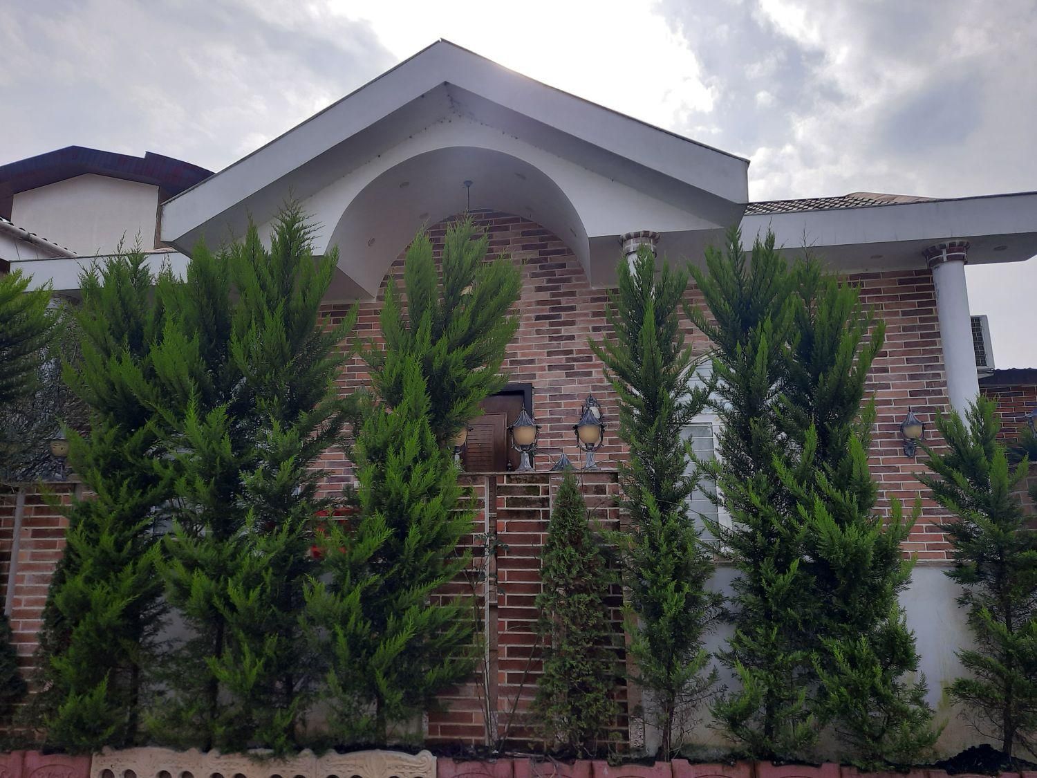 ویلااستخردار دو خوابه شهرکی تمیز و شیک بدون واسطه|اجارهٔ کوتاه‌مدت ویلا و باغ|سلمان‌شهر, |دیوار