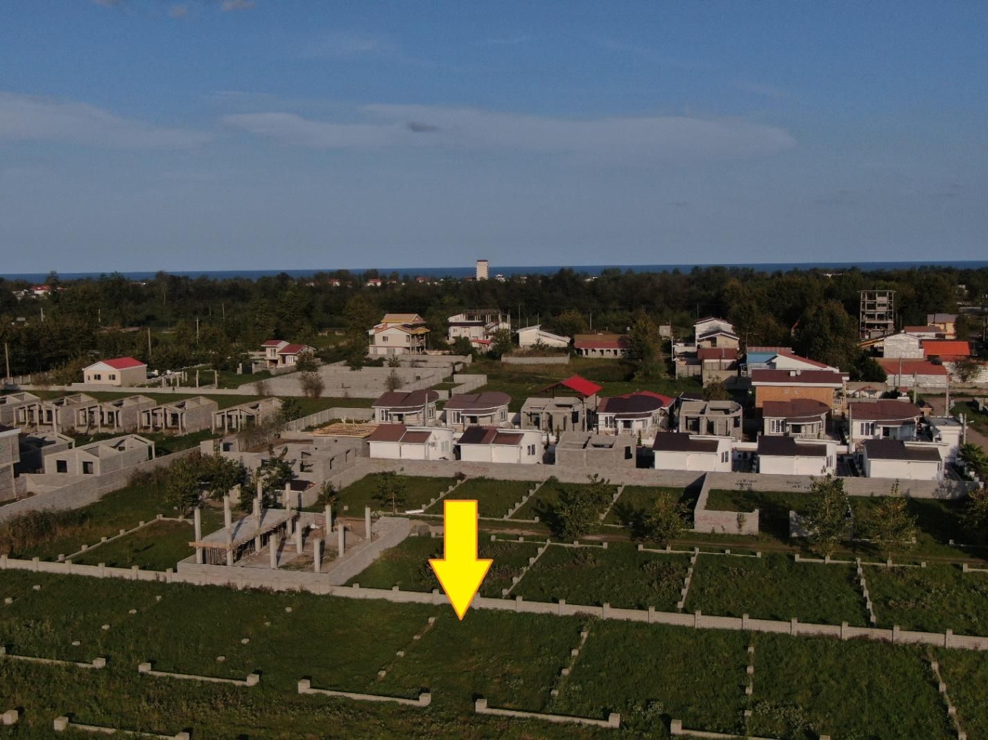 زمین شهرکی داخل بافت مسکونی باسندتک برگ کناردریا|فروش زمین و ملک کلنگی|چاف و چمخاله, |دیوار