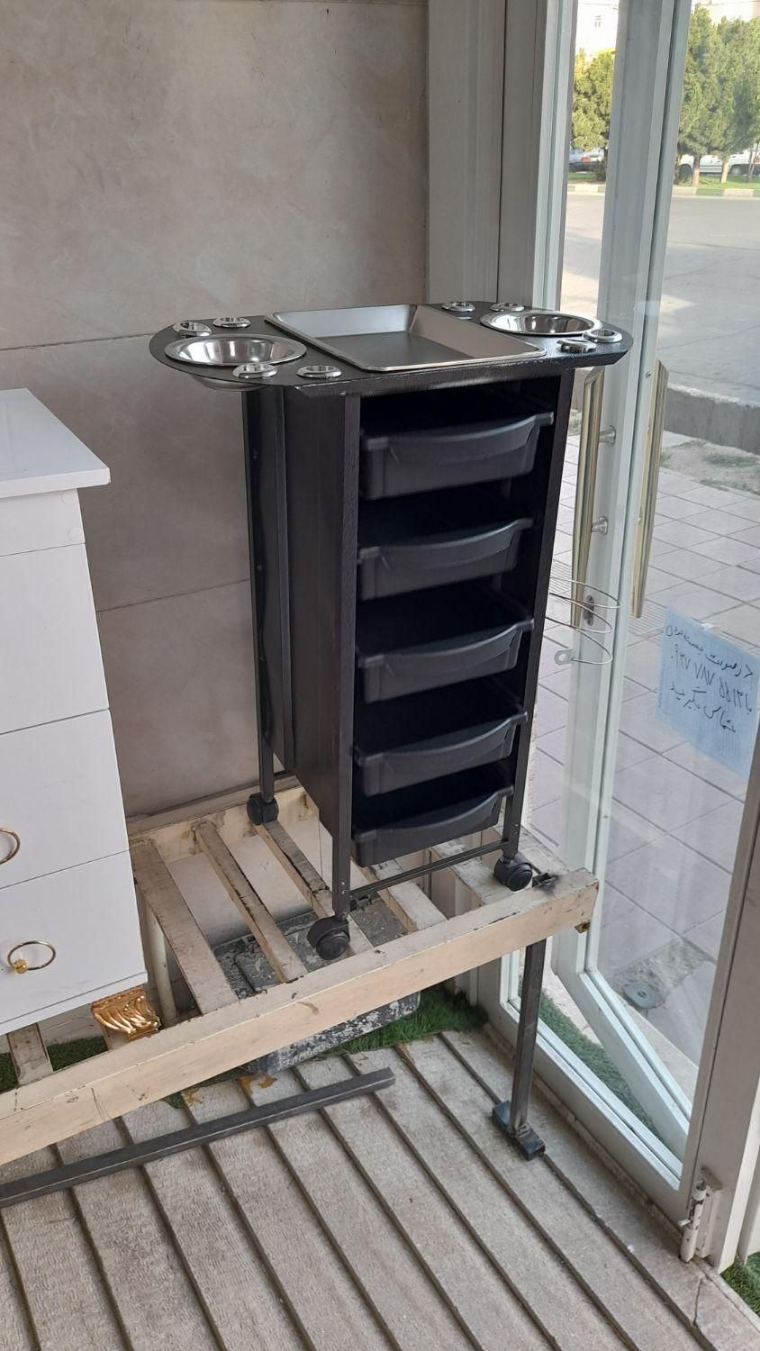 میز ناخن ترولی|آرایشگاه و سالنهای زیبایی|ماهدشت, |دیوار