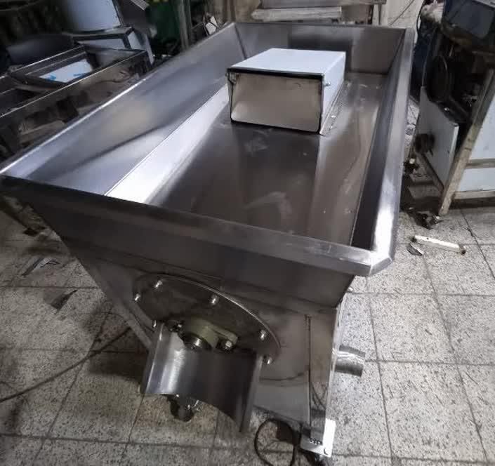 دردمند دستگاه آبغوره گیری مدل 600|ماشین‌آلات صنعتی|مشهد, امام رضا (ع)|دیوار