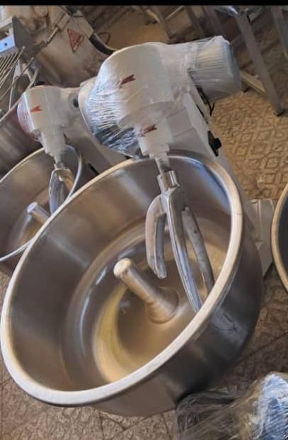 (چابهار ۷۸۹خمیرکن یوناv خمیرگیر تنور76fنان قنادی)(|خردکن، آسیاب، غذاساز|چابهار, |دیوار